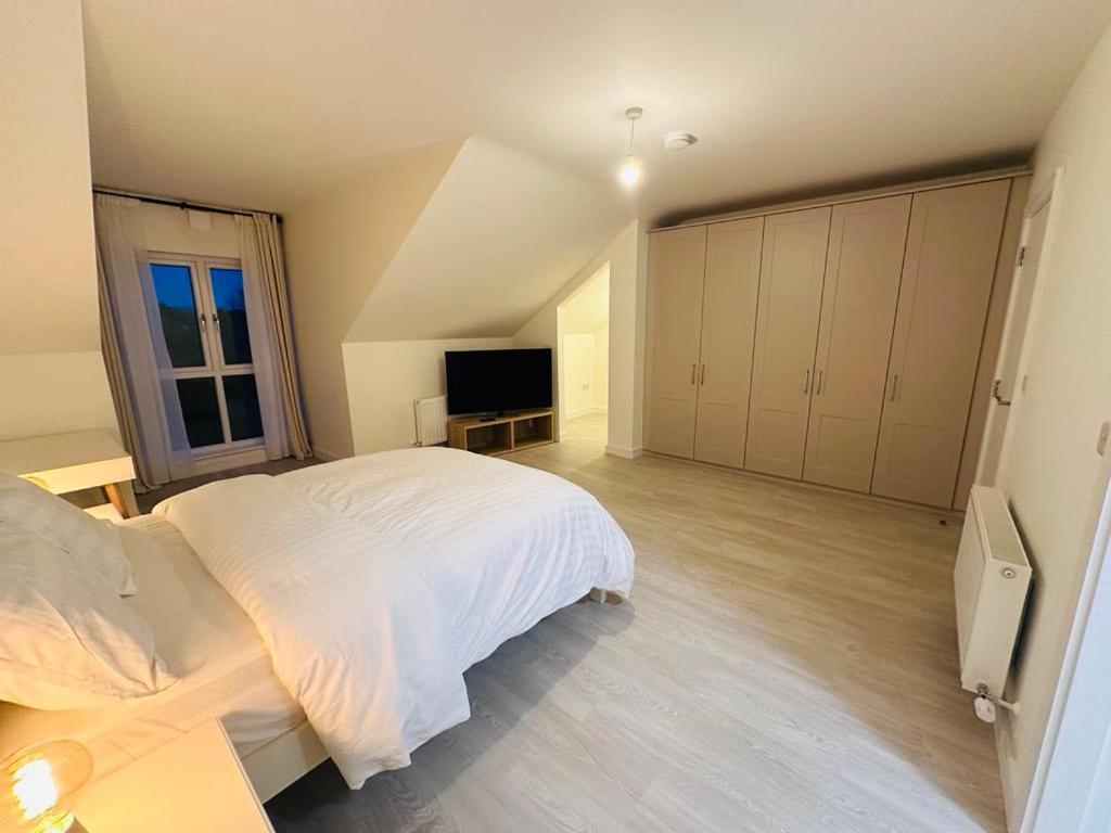 King Room With Ensuite In Dublin Clondalkin Bagian luar foto